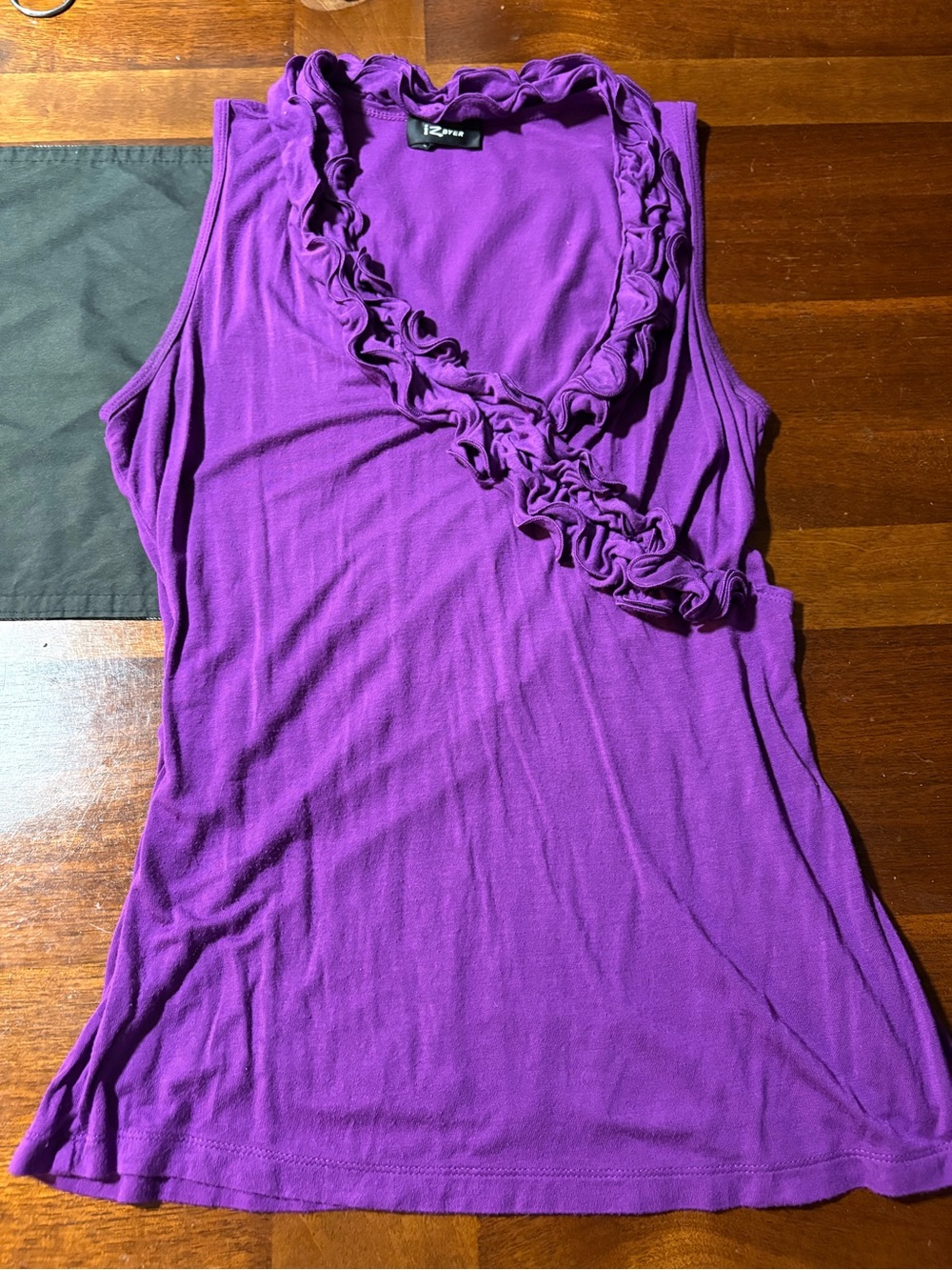 IZ Byer Purple Ruffle V-Neck Surplice Y2K Tank Top Blouse Size Large